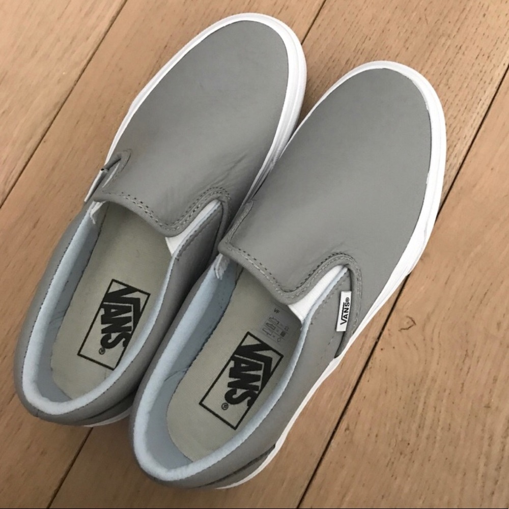 Vans classic slip-ons